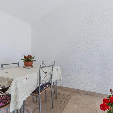 Appartement Mirjana *