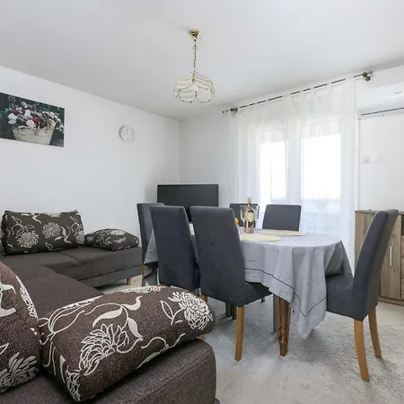 Apartment Mirjana Porec