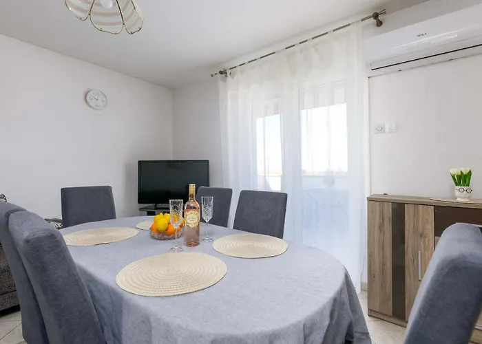 Mirjana Apartment Porec